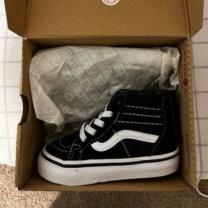 Toddler Vans NWT